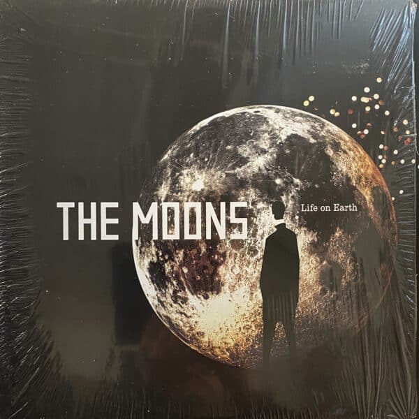 The Moons – Life On Earth