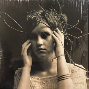 Johanna Warren – Fates